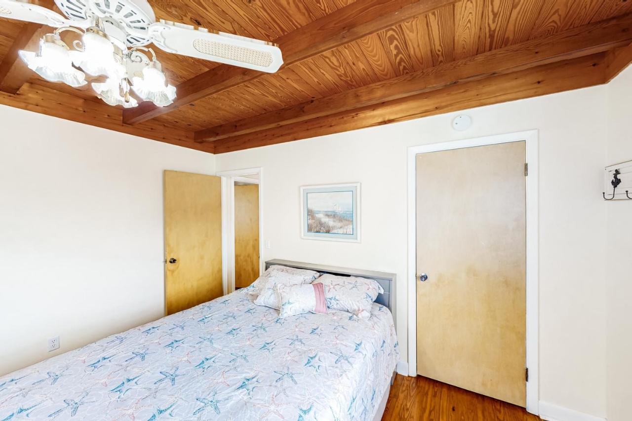 Ginny'S Coastal Cottage 오크 아일랜드 외부 사진
