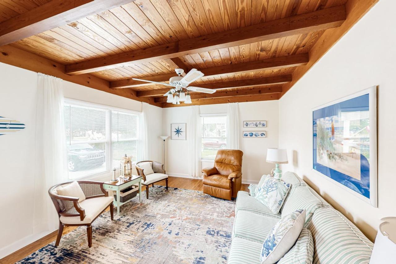 Ginny'S Coastal Cottage 오크 아일랜드 외부 사진