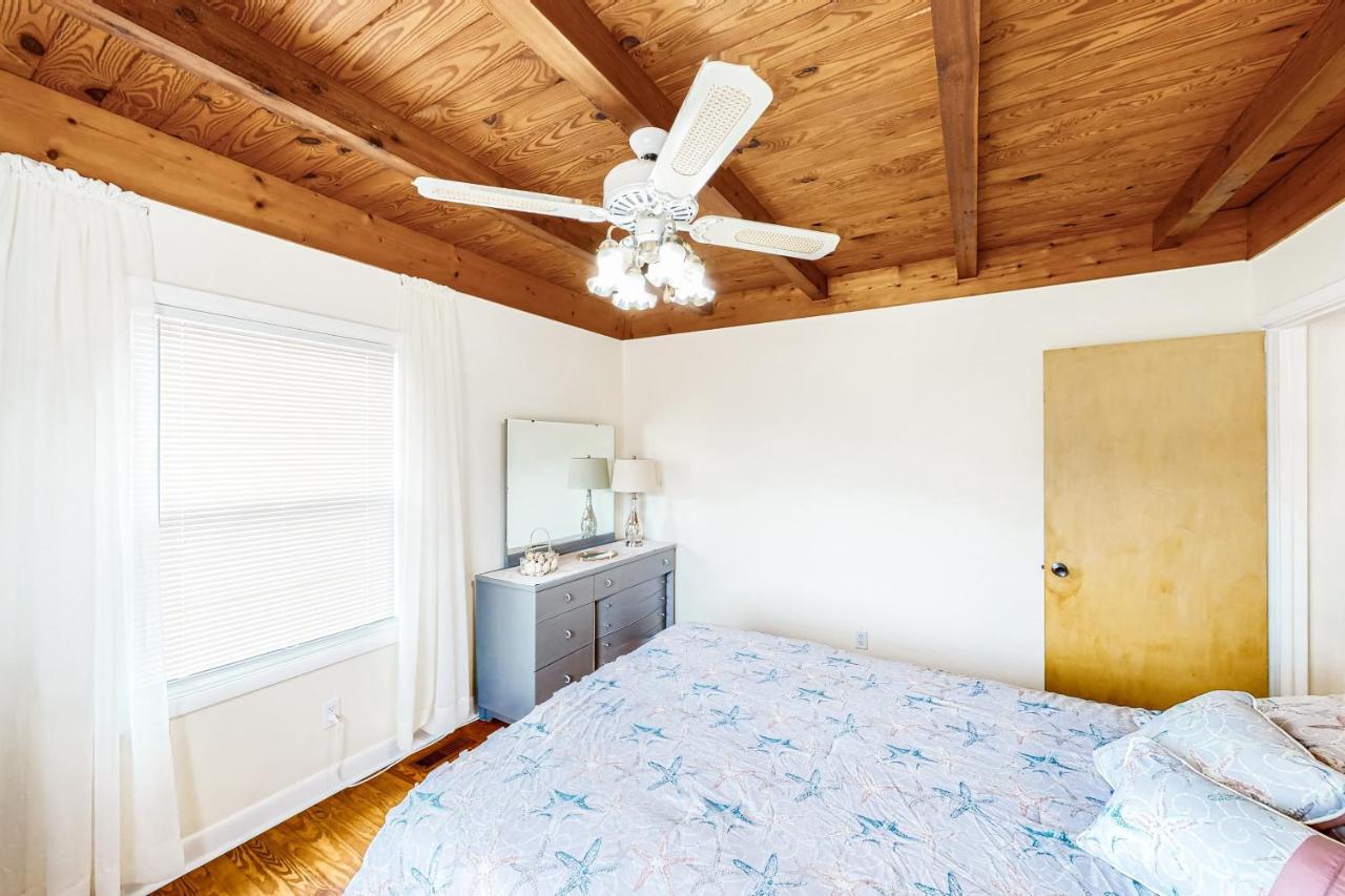 Ginny'S Coastal Cottage 오크 아일랜드 외부 사진